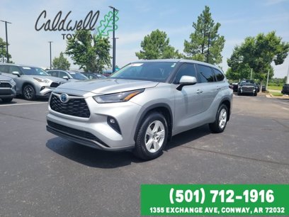 Used 2023 Toyota Highlander LE