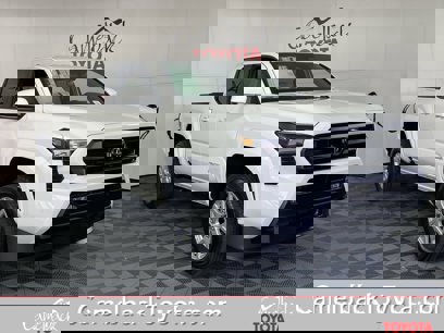 New 2025 Toyota Tacoma SR5