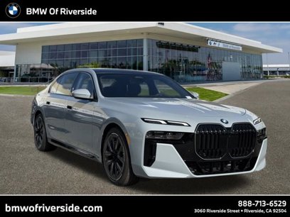 New 2025 BMW 740i w/ Premium Package