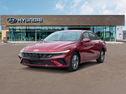 New 2024 Hyundai Elantra SEL