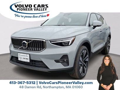 New 2025 Volvo XC40 B5 Ultra w/ Protection Package Premier