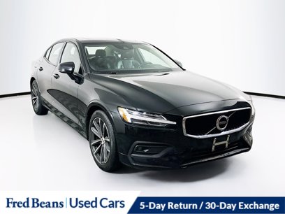 Used 2021 Volvo S60 T6 Momentum
