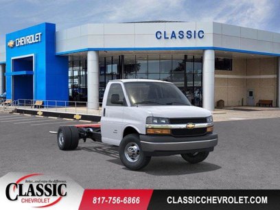 New 2025 Chevrolet Express 3500 w/ Power Convenience Package
