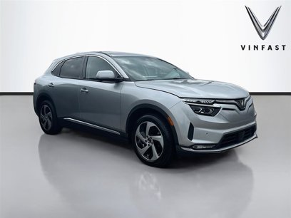 New 2025 VinFast VF 8 Eco