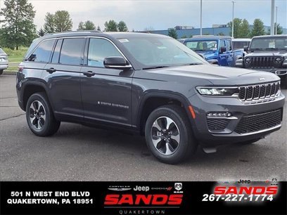 New 2023 Jeep Grand Cherokee 4WD 4xe w/ Luxury Tech Group II