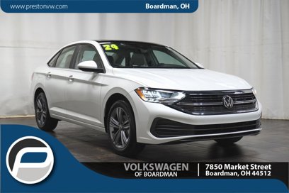 Certified 2024 Volkswagen Jetta SE w/ Panoramic Sunroof Package