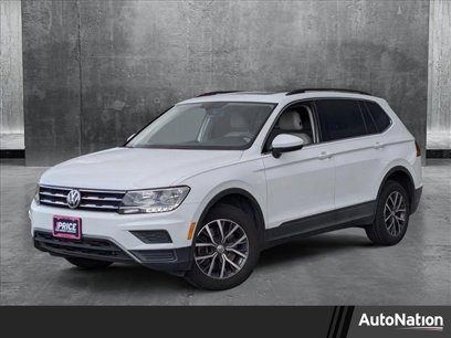 Used 2019 Volkswagen Tiguan SE w/ Panoramic Sunroof Package