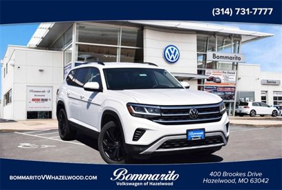 Certified 2022 Volkswagen Atlas SE w/ Black Wheel Package