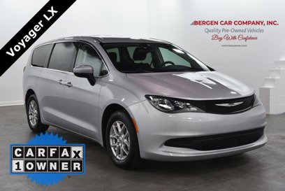 Used 2022 Chrysler Voyager LX