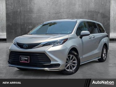 Certified 2023 Toyota Sienna LE