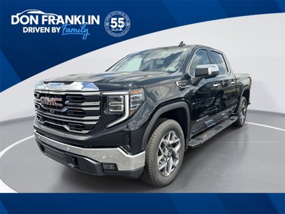 New 2025 GMC Sierra 1500 SLT w/ SLT Convenience Package