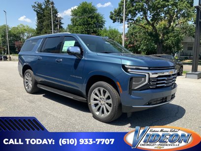 New 2025 Chevrolet Suburban Premier w/ Sun And Tow Package