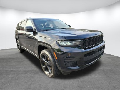 Used 2023 Jeep Grand Cherokee L Laredo