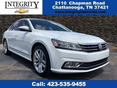 Used 2016 Volkswagen Passat 1.8T w/ Lighting Package