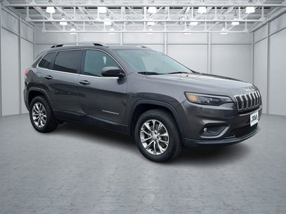 Used 2019 Jeep Cherokee Latitude Plus