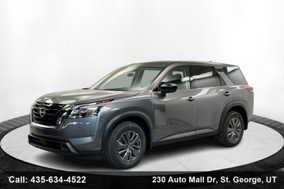 New 2025 Nissan Pathfinder S