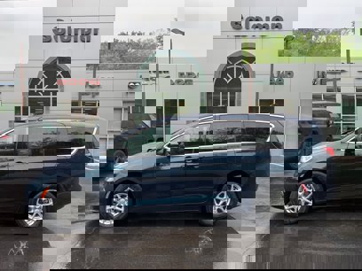 New 2025 Chrysler Pacifica Select