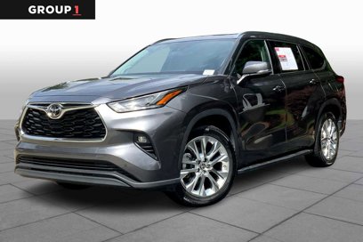 Used 2023 Toyota Highlander Limited