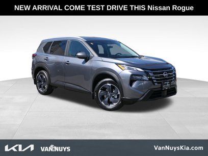 Used 2024 Nissan Rogue SV w/ SV Premium Package