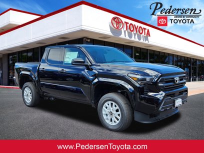 New 2025 Toyota Tacoma SR