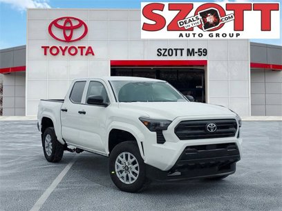 New 2024 Toyota Tacoma SR
