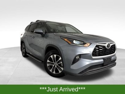 Used 2021 Toyota Highlander XLE