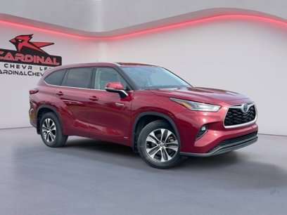 Used 2021 Toyota Highlander XLE