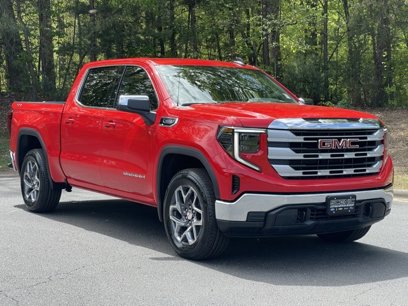New 2025 GMC Sierra 1500 SLE w/ Preferred Package