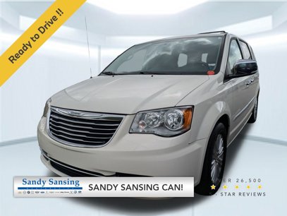Used 2013 Chrysler Town & Country Limited w/ Luxury Group