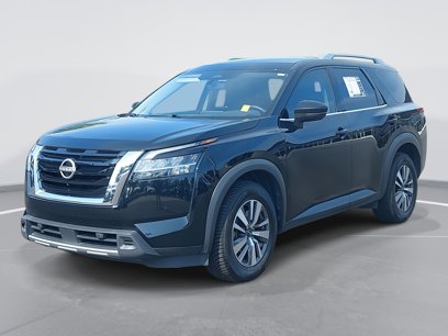 Used 2023 Nissan Pathfinder SL
