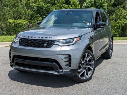 New 2025 Land Rover Discovery Dynamic SE