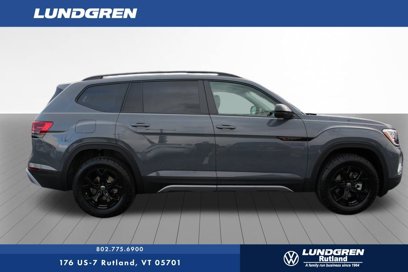 New 2024 Volkswagen Atlas Peak Edition SEL