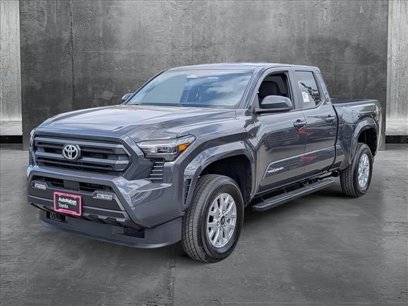 New 2025 Toyota Tacoma SR5