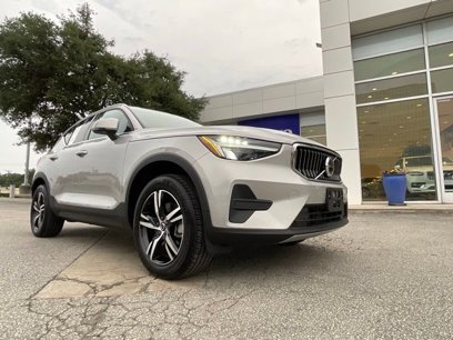 Certified 2025 Volvo XC40 B5 Core