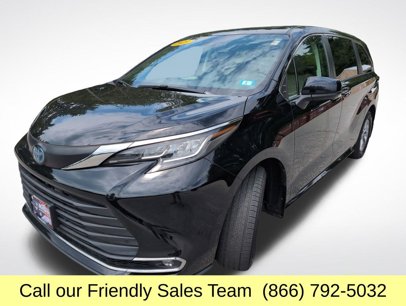 Used 2023 Toyota Sienna XLE