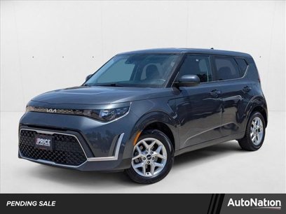 Used 2023 Kia Soul LX w/ LX Technology Package