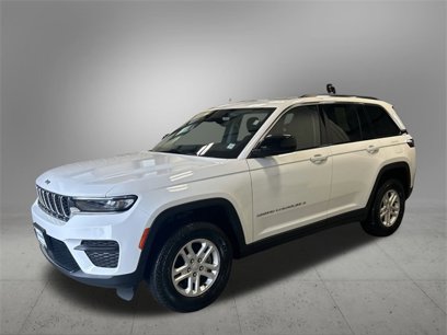 Used 2023 Jeep Grand Cherokee Laredo