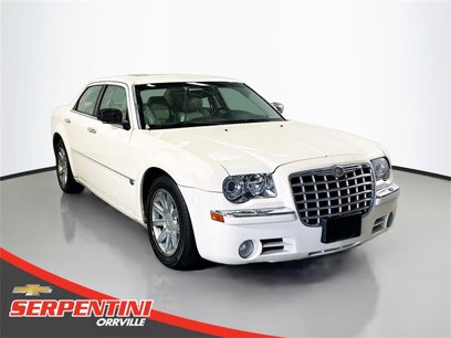 Used 2005 Chrysler 300 C w/ Navigation & Sound Group II