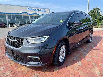 Used 2021 Chrysler Pacifica Touring-L