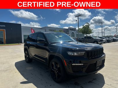 Used 2024 Jeep Grand Cherokee Limited w/ Black Appearance Package
