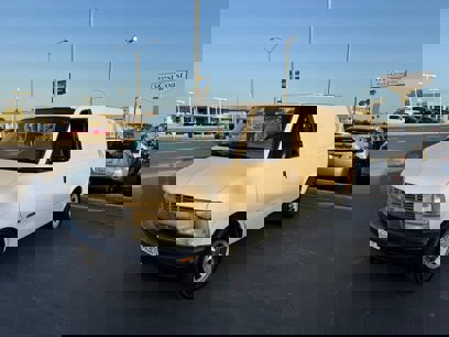 Used 1998 Chevrolet Astro w/ Convenience Group