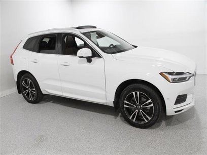 Used 2018 Volvo XC60 T5 Momentum w/ Vision Package