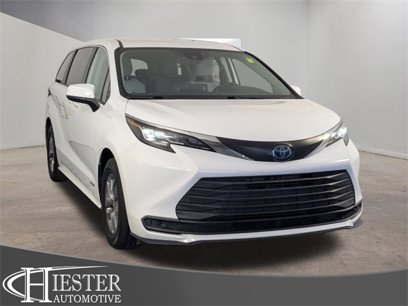 Used 2021 Toyota Sienna LE