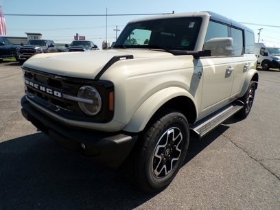 New 2025 Ford Bronco Outer Banks