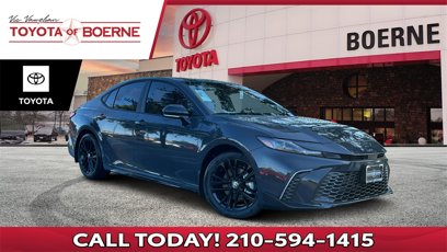 New 2025 Toyota Camry SE