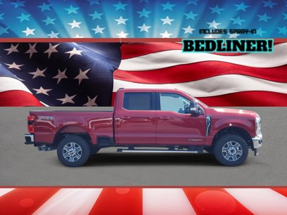 New 2025 Ford F350 Lariat w/ FX4 Off-Road Package
