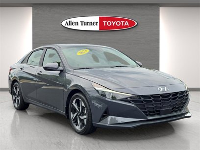 Used 2023 Hyundai Elantra SEL w/ Convenience Package