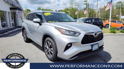Used 2020 Toyota Highlander XLE