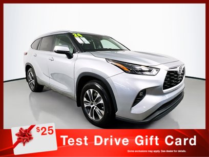 Used 2024 Toyota Highlander LE