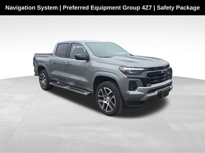 Used 2024 Chevrolet Colorado Z71 w/ Z71 Convenience Package 2